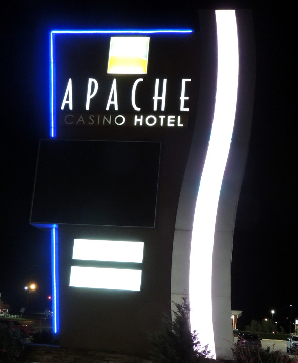 Apache Casino 1